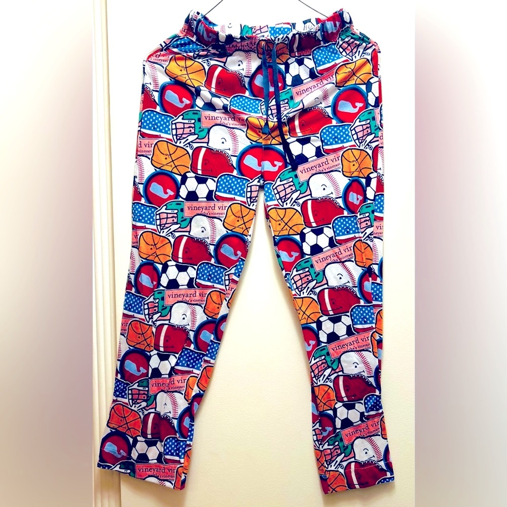 vineyard vines sports pj pants and t-shirt - size large.